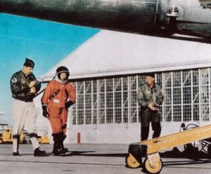 NF-104 incident_Yeager in pressure suit